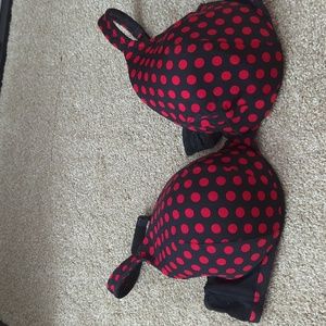 Cacique bra size 40D